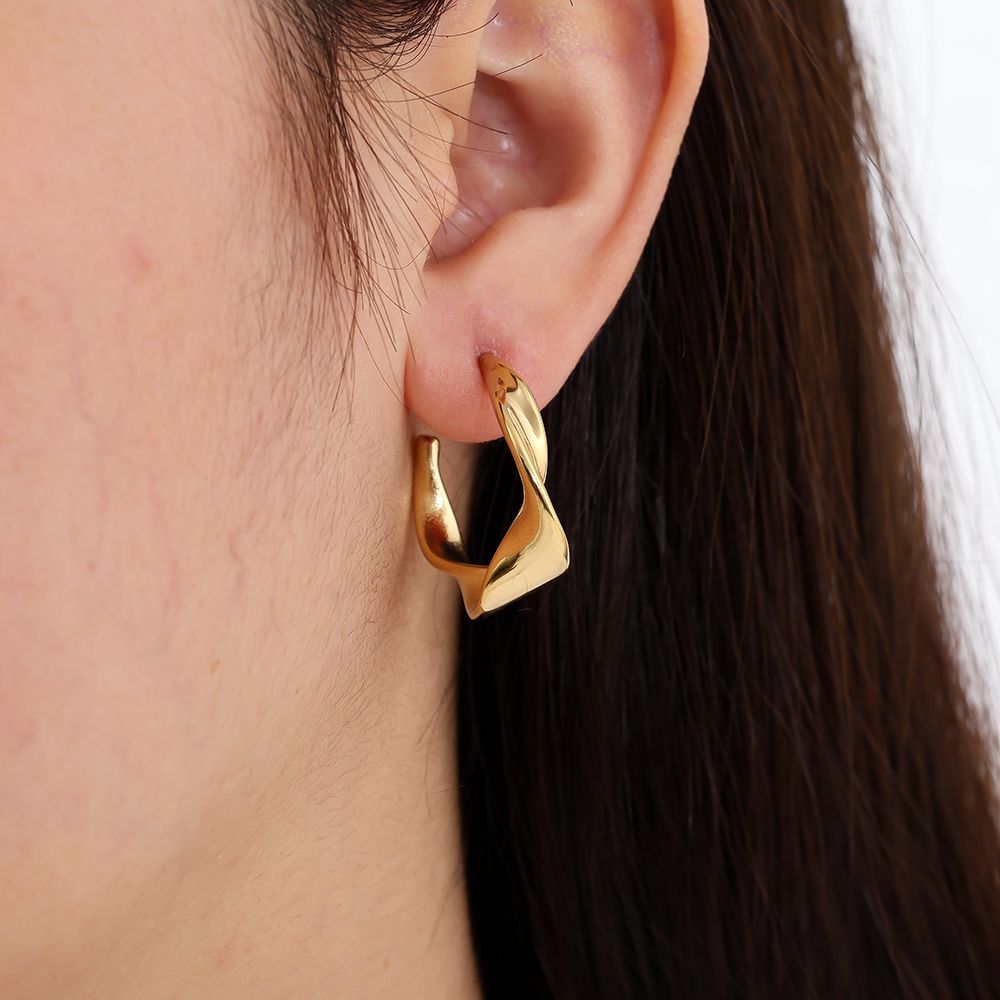 30mm Twist Half Hoop Ohrringe 14K vergoldet