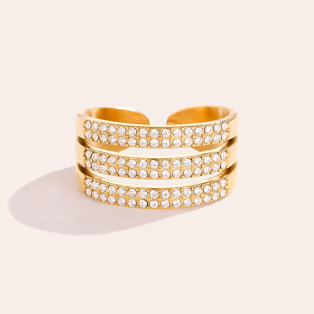 Three Diamond Layer Ring 14K vergoldet